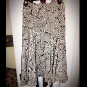 Tan & Black High-Waisted Skirt